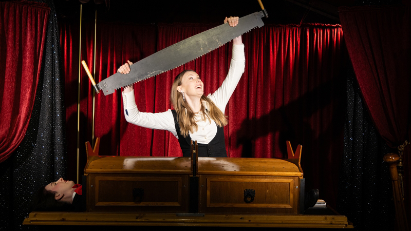 Lady of Magic Nicky de Jong illusieshow spectaculair