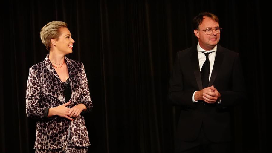 Magic Dinnershow Magician & Magician — Peter Vogel en Sabine van Diemen