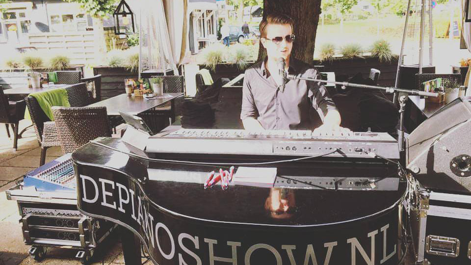 Piano entertainer Kevin Siebelink Single Piano optreden