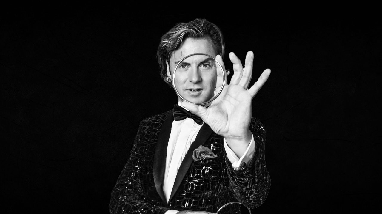 Goochelaar Martijn Martell — entertainer, presentator en ballonartiest