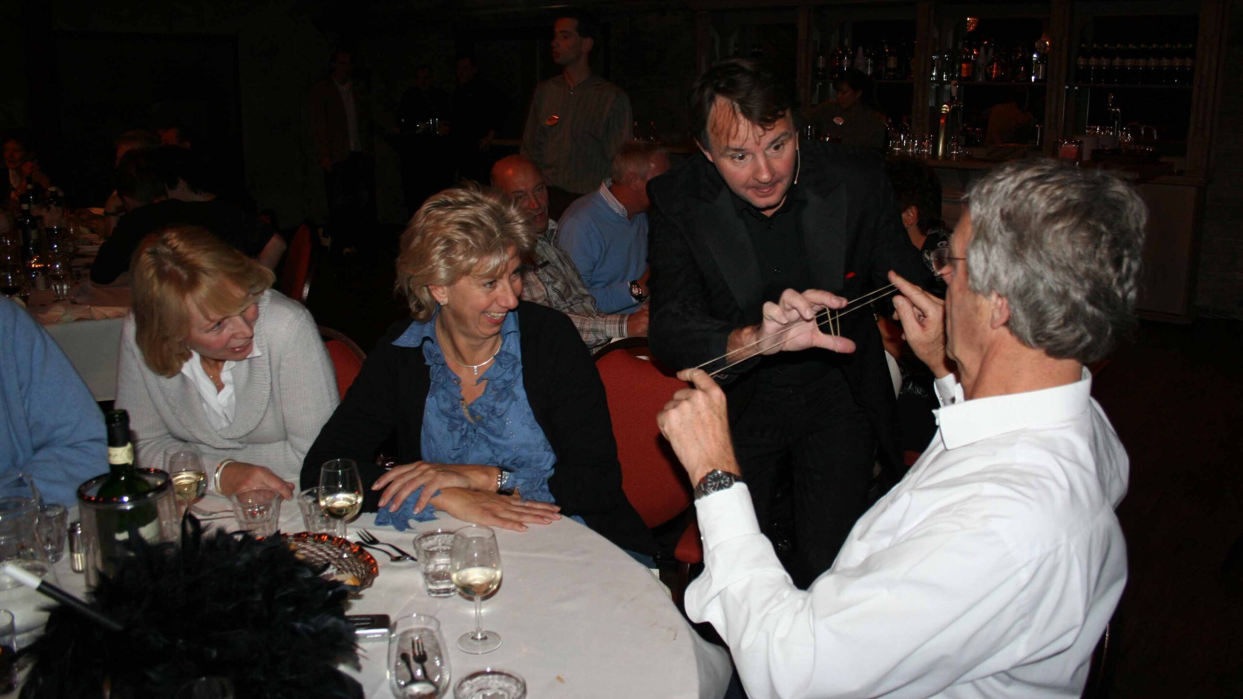 Peter Vogel interactief tafelgoochelen